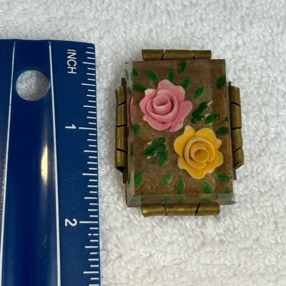 Vintage 1930s floral lucite brass brooch - Picture 9 of 9